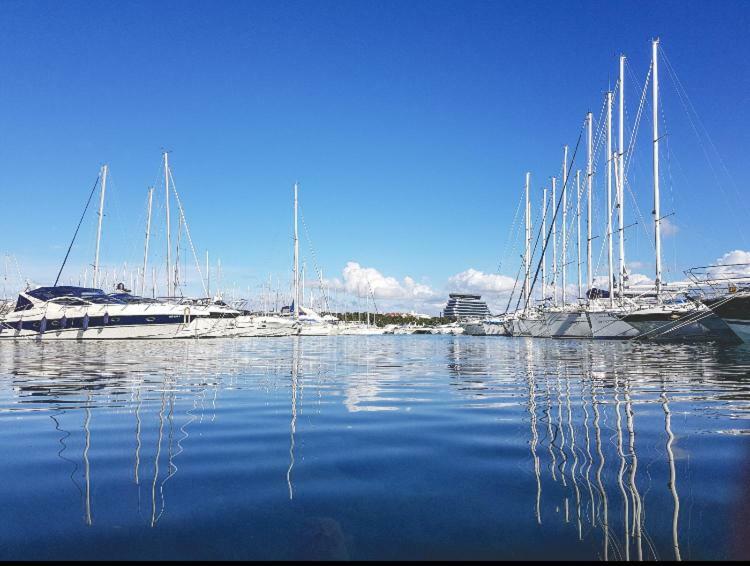 Noah Lägenhet Vodice Exteriör bild